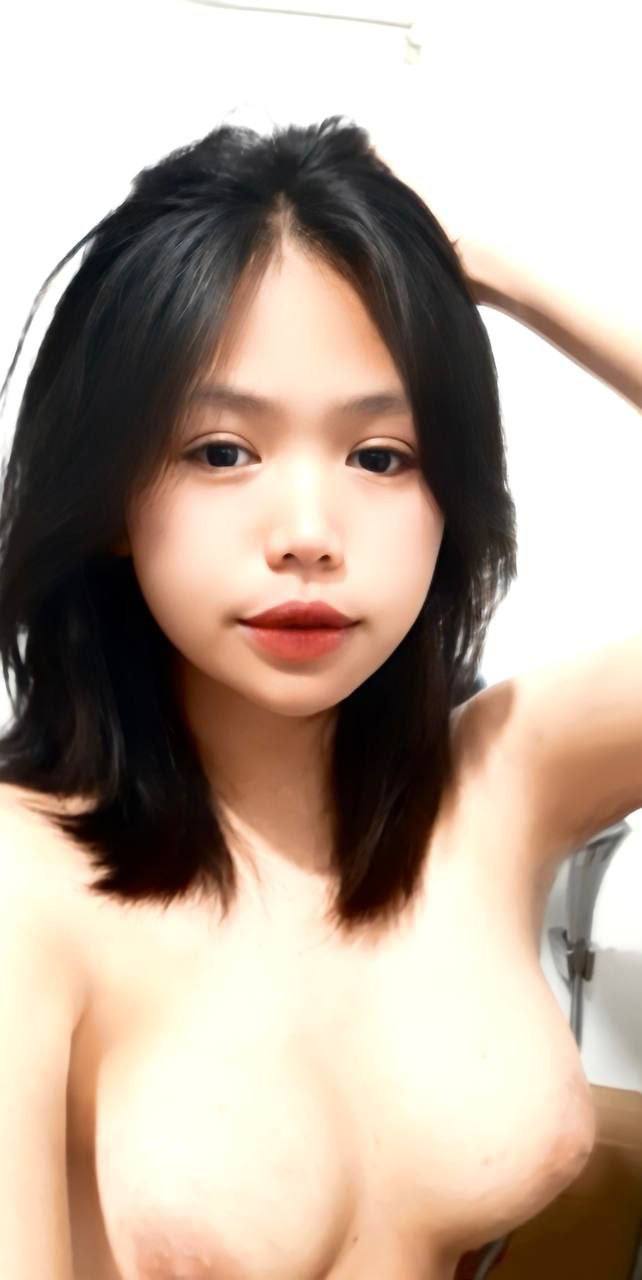 Lồn em chưa sướng mà anh đã xuất rồi